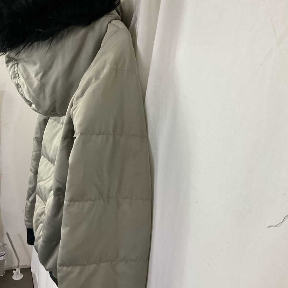 Hollister Gray Black Faux Fur Trim Hooded Ultimate Puffer Bomber Jacket Size S - Picture 14 of 15